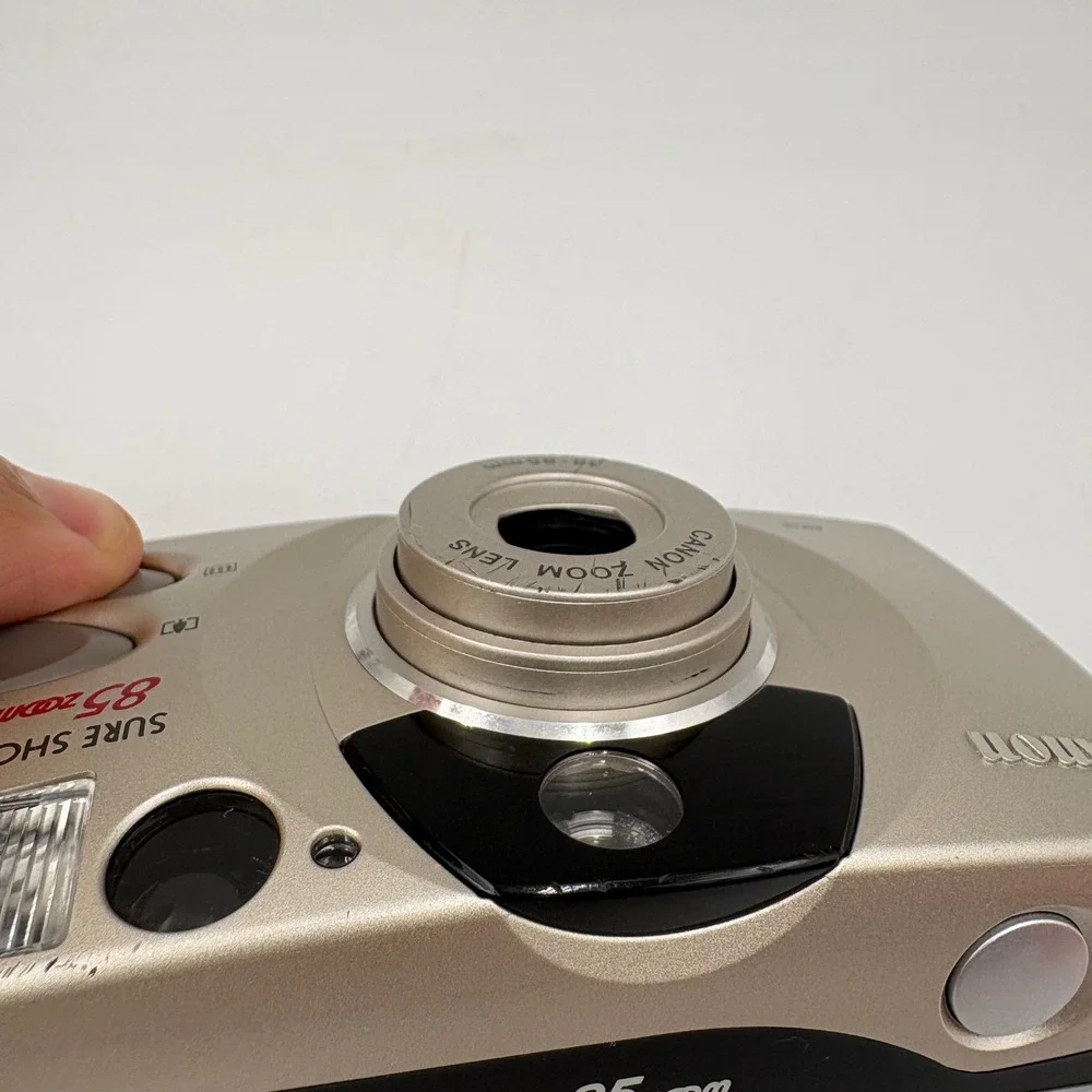 Canon Sure Shot 85 Zoom 35mm Film Camera 38-85mm Lens with Case *WORKS*